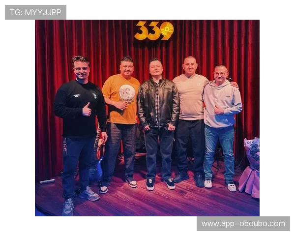 在苏格兰酒吧体验海地球迷热情支持世界杯比赛的难忘时刻